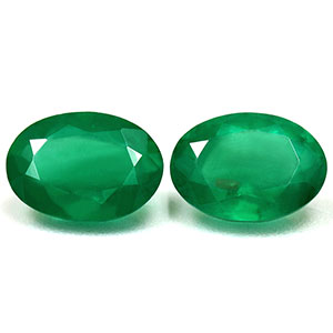 1.65 carat Oval Emerald - Gemstone Thumbnail