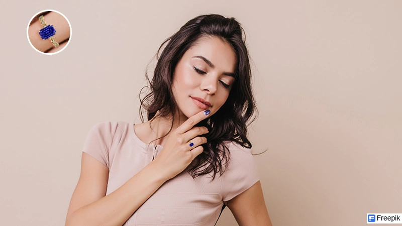 Emerald-cut tanzanite ring