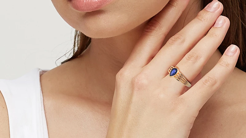 blue sapphire solitaire ring