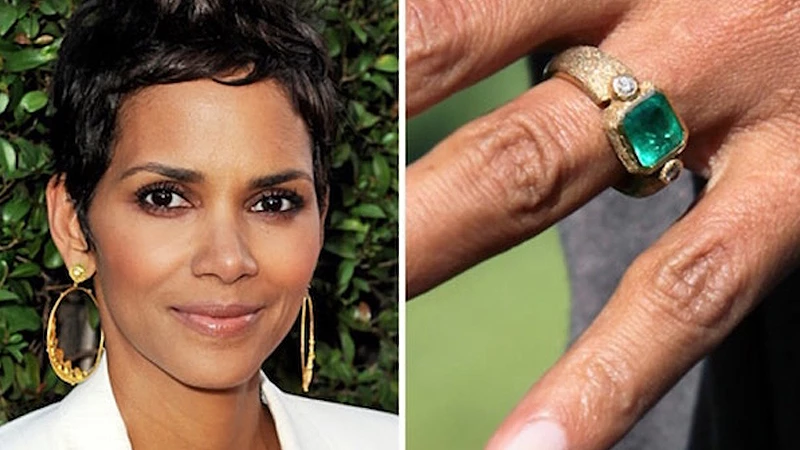 Halle Berry's Square-Cut Emerald Ring