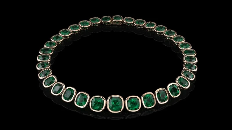 Angelina Jolie's Emerald Necklace