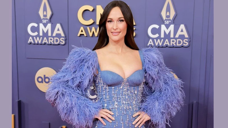 Kacey Musgraves CMA Awards Looks