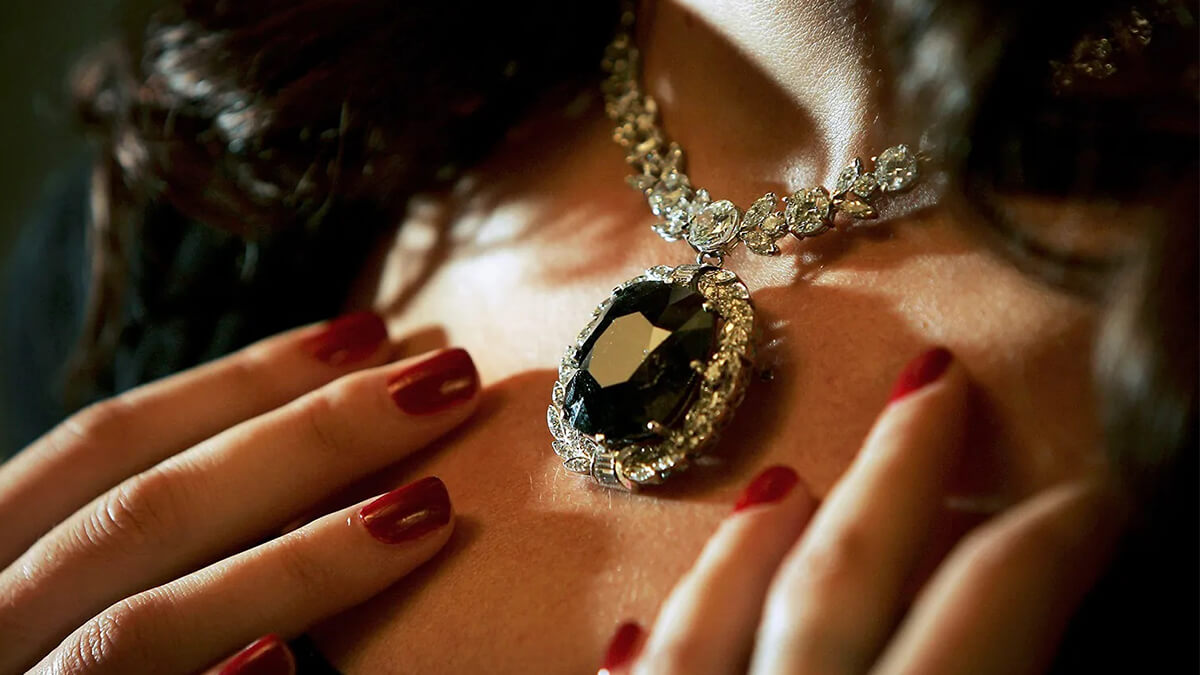 5 Most Cursed Jewels in History & the Mystery Behind Them
