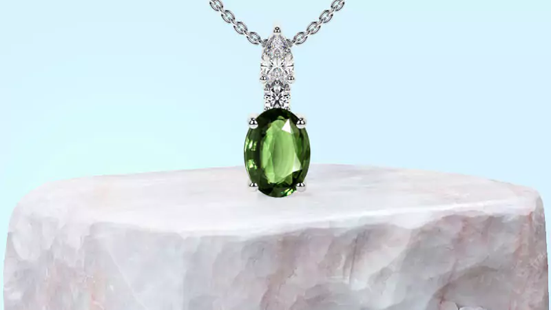 Alexandrite pendant