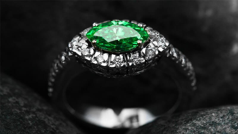 Emerald birthstone Jewelry