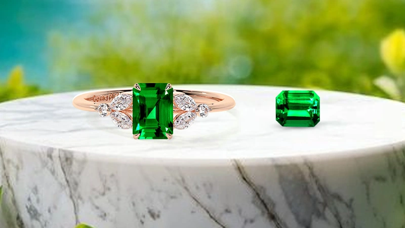 Nature Jewelry Emerald-Cut Emerald Petite Ring