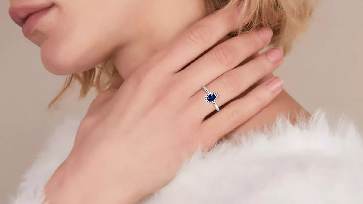 Blue Sapphire Jewelry Trends for 2023: Choose Yours