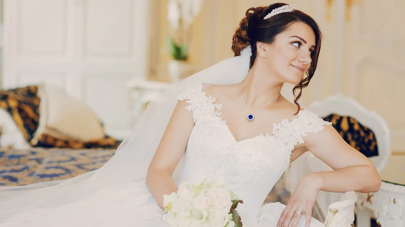 Wedding Dress Accessories and Jewelry: Your Ultimate Guide