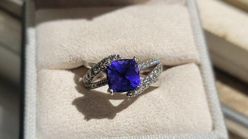 Tanzanite Quality Factors