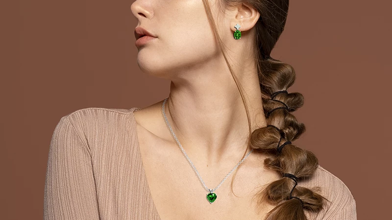 Emerald Heart Necklace and Earrings