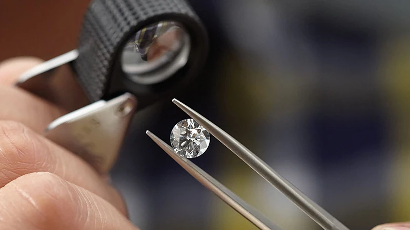Creation of lab diamonds