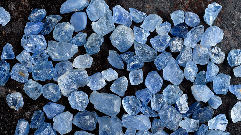 The world’s largest Sapphire cluster was also unearthed in Sri Lanka