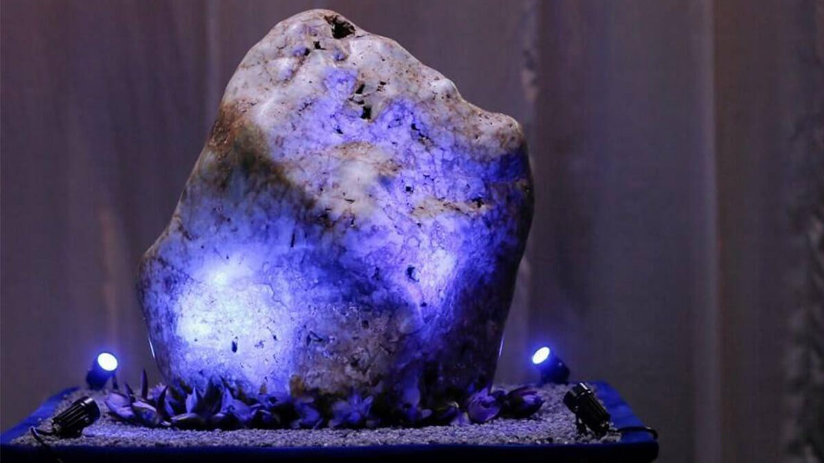 Queen of Asia: The World’s Largest Blue Sapphire