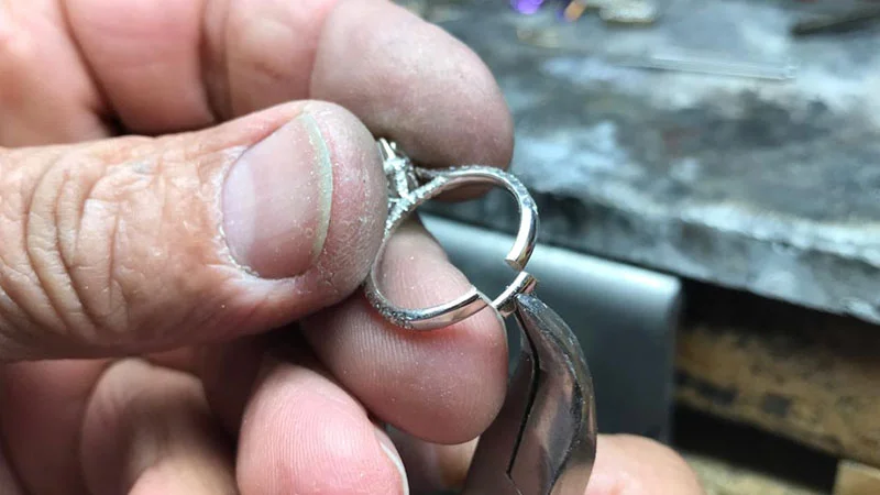 resizing a ring