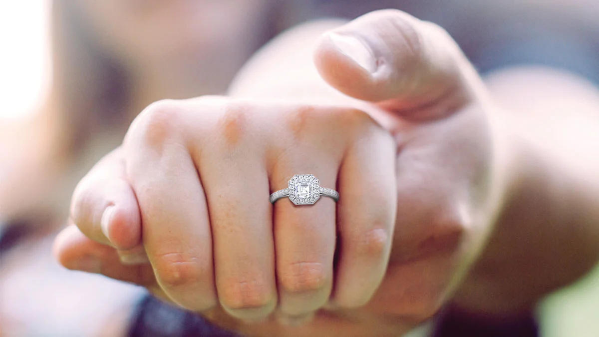 Resizing Your Engagement Ring Shouldn’t Be A Thing!