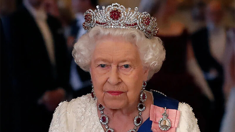 Queen Elizabeth's ruby jewelry