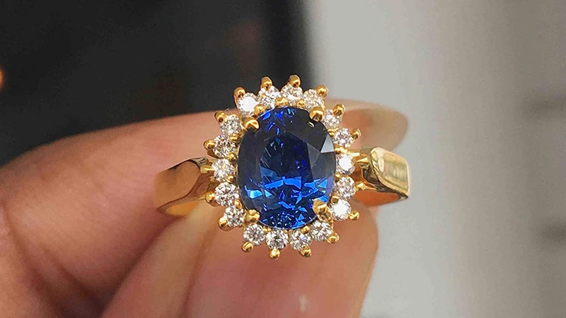 Color Sapphire Engagement Ring Stone