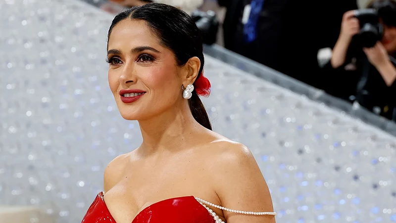 Salma Hayek Met Gala jewelry