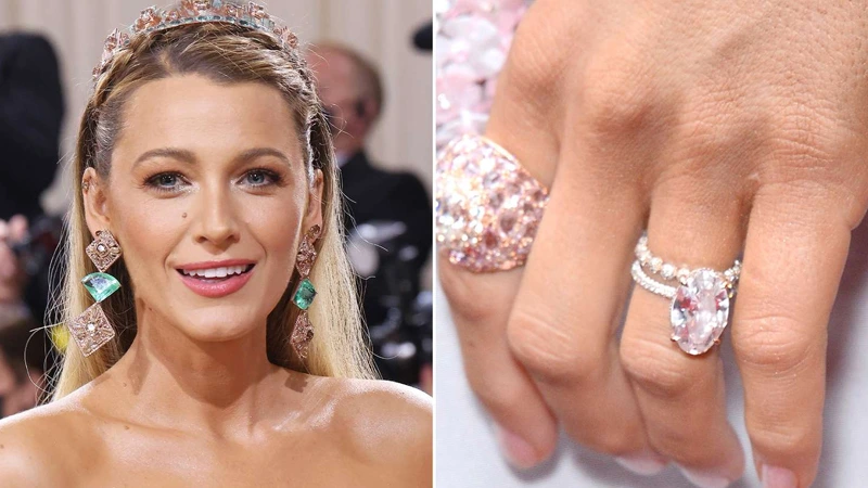 Blake Lively and her solitaire ring