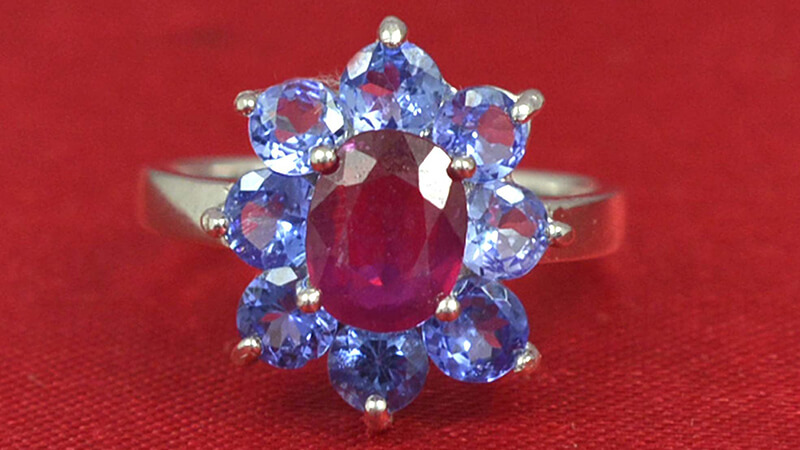 Ruby and tanzanite ring