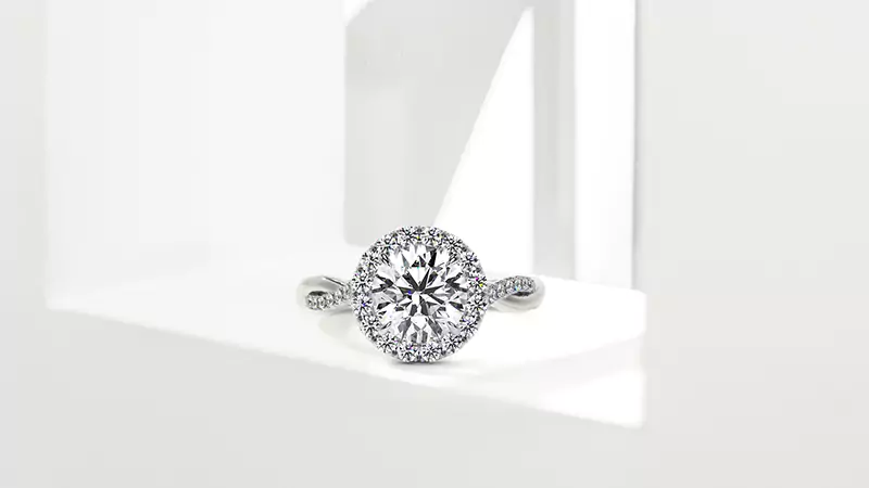 halo diamond ring’s